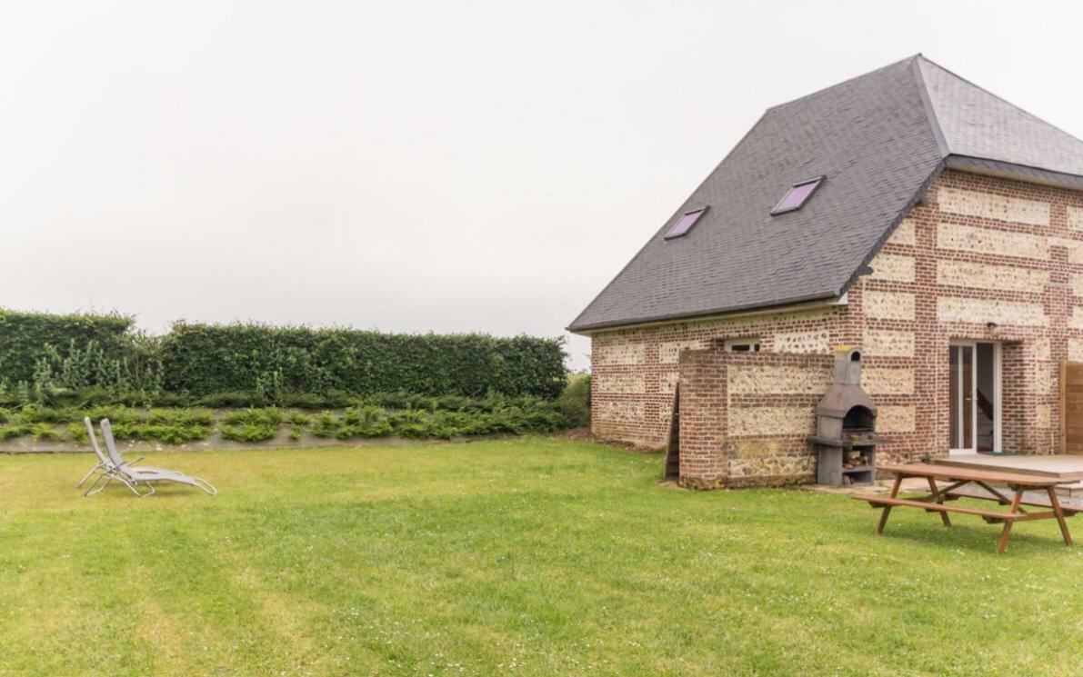 Les Champs De La Mer Auberville-la-Renault Exteriör bild